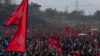 নেপালে রাজতন্ত্রের পুনরুদ্ধারের দাবিতে কাঠমাণ্ডুতে মিছিলে সমবেত হয়েছে বিক্ষোভকারীরা। ২৩ নভেম্বর, ২০২৩।