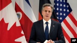 Menteri Luar Negeri AS Antony Blinken berbicara pada Dialog Tingkat Tinggi tentang Deklarasi Menentang Penahanan Sewenang-wenang dalam Hubungan Negara-ke-Negara di sela-sela Sidang Umum PBB ke-78, di New York, Rabu, 20 September 2023. ( Timothy A. Clary/Pool via AP).