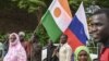 Le Mali comme le Niger se sont rapprochés de la Russie après l'arrivée au pouvoir de régimes militaires hostiles aux pays occidentaux et accueillent des instructeurs russes.