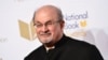 Salman Rushdie i mbijeton sulmit, por humbet shikim në njërin sy 