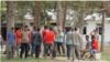 Arhiva - Migranti u prihvatnom centru u Obrenovcu kod Beograda.