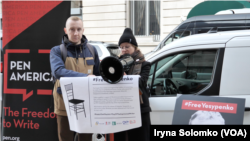 Станіслав Асєєв активно бореться за звільнення інших політичних бранців Кремля. У Нью-Йорку він взяв участь в акції "Порожній стілець", закликаючи звільнити Владислава Єсипенка 