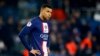 Kylian Mbappe dari Paris St Germain terlihat sedih usai pertandingan. (Foto: REUTERS/Sarah Meyssonnier)