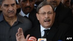 د قانون وزیر فاروق ایچ نائک