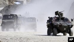Li Hekarî li 8 Cihan Êrîş Kirin; 24 Leşker Hatin Kuştin