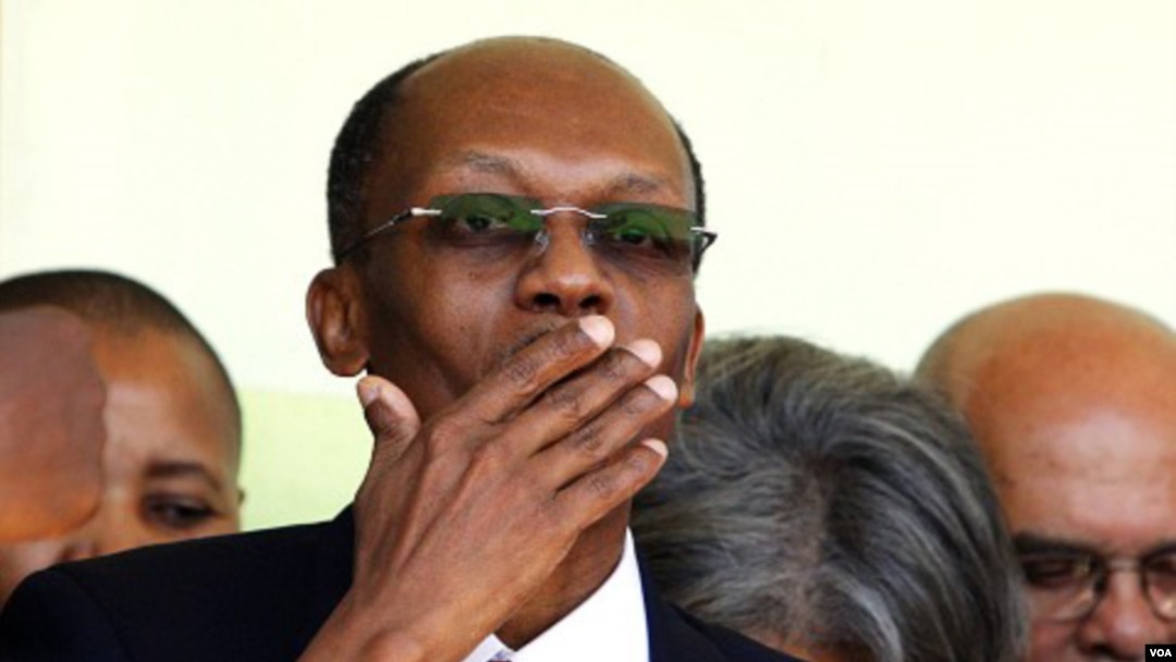 Aristide regresa a Haití dos días antes de una demorada segunda vuelta electoral que decidirá el nuevo mandatario de la isla nación caribeña.