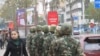 在乌鲁木齐市街头值勤的武警