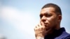 Pesepak bola asala Prancis, Kylian Mbappe, hadiri di pusat latihan timnas Prancis di Clairefontaine, Paris, pada 3 Juni 2024, jelang kompetisi Euro 2024. (Foto: Sarah Meyssonnier/Pool Foto via AP)