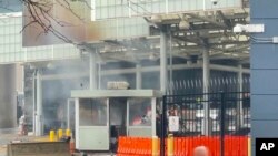 যুক্তরাষ্ট্র ও কানাডার সীমান্ত পারাপার এলাকা । ২২ নভেম্বর ২০২৩। এপি 