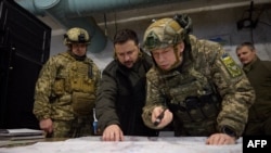 Архівне фото Офісу президента України. Президент Володимир Зеленський та генерал-полковник Олександр Сирський 