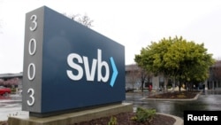 FILE PHOTO: Banking regulators close Silicon Valley Bank