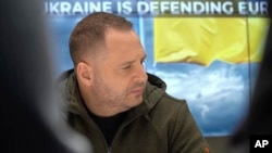 Керівник Офісу президента України Андрій Єрмак назвав якнайшвидше голосування за додаткове фінансування для України критично важливим. Фото: AP