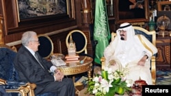 دجمعې په ورځ براهيمي دسعودي دبادشاه عبدالله سره دشام په بحران خبرې اترې کړې وې