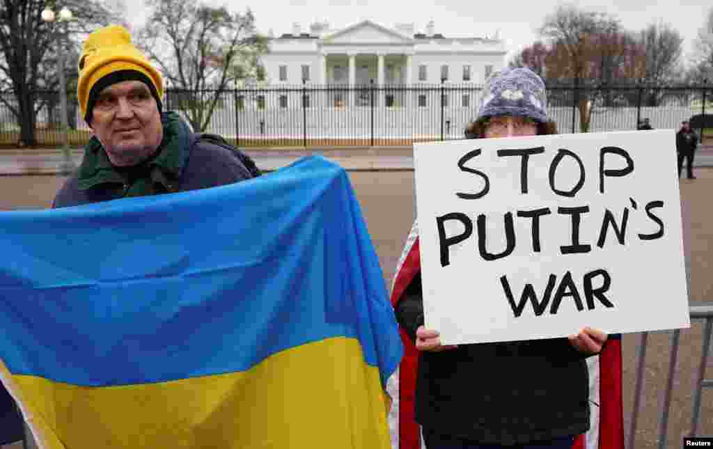 Biden describió al presidente ruso, Vladimir Putin, como un agresor con una "visión siniestra del mundo" y un sueño desviado de recrear la Unión Soviética.