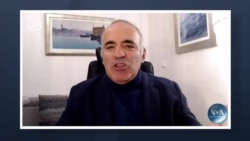 Інтерв’ю з Гаррі Каспаровим, який консультував творців серіалу «Ферзевий гамбіт». Відео