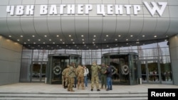 «Ми дуже серйозно сприймаємо загрозу, яку створює «Вагнер», і робимо все, що в наших силах, щоб протистояти та руйнувати її», – сказав директор ЦРУ. 