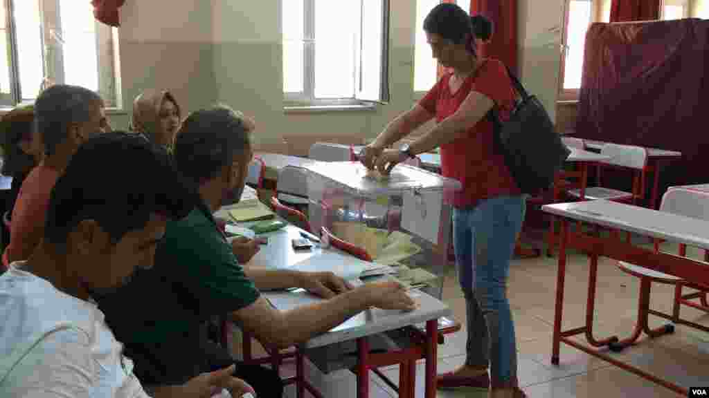 Wêne ji Hilbijartinên Tirkiyê yên 24î Hezîranê de