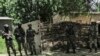 Des forces de sécurité camerounaises dans l'Extrême-Nord du Cameroun, dans le village de Kolofata, le 13 septembre 2015.
